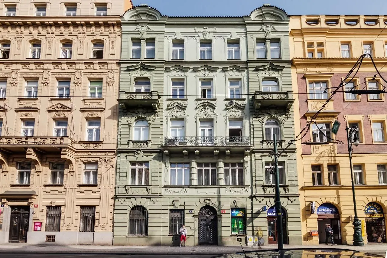 Charles Bridge - 3 Bedroom Apartment - Old Town Prag 0*,